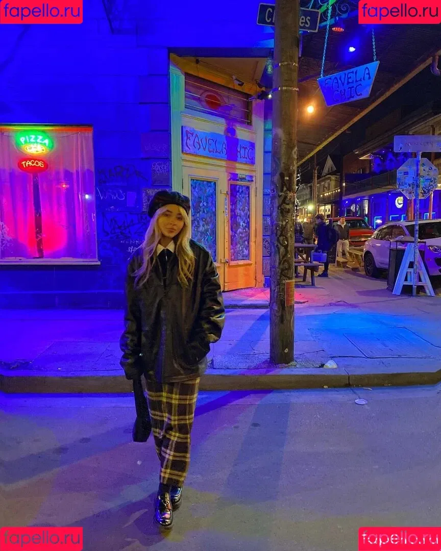 Sabrina Carpenter Onlyfans Photo Gallery 