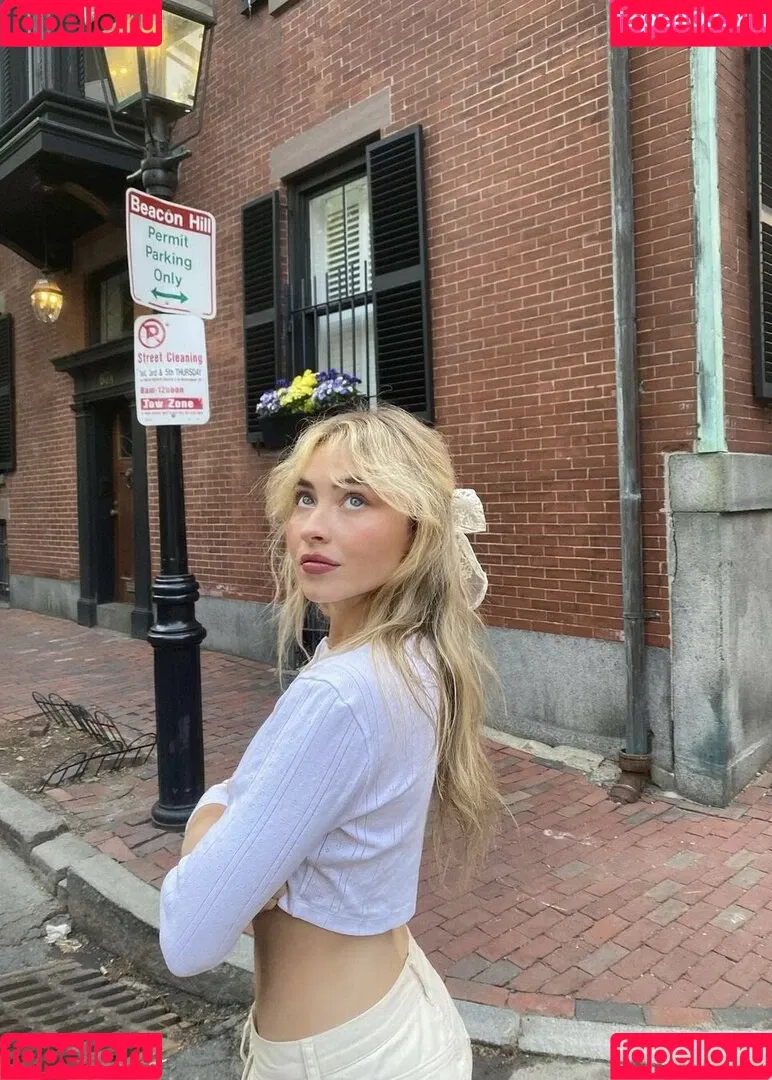 Sabrina Carpenter Onlyfans Photo Gallery 
