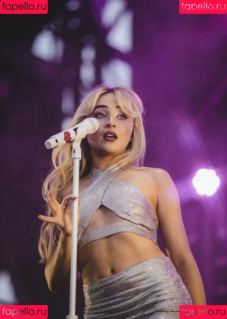 Sabrina Carpenter Onlyfans Photo Gallery 