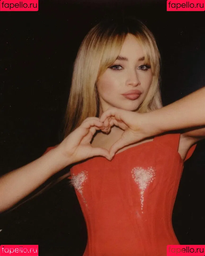 Sabrina Carpenter Onlyfans Photo Gallery 
