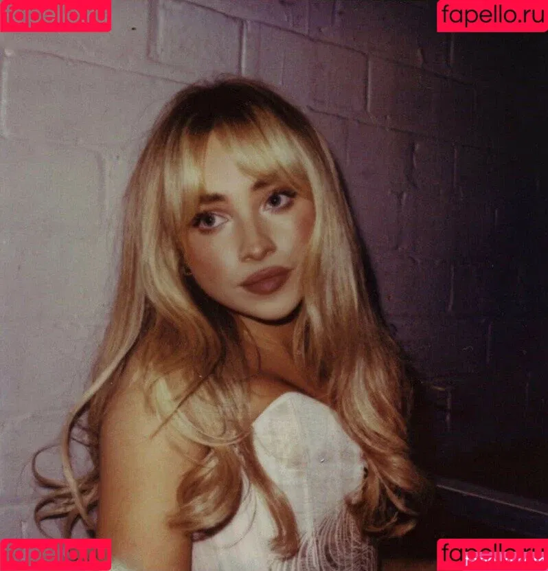 Sabrina Carpenter Onlyfans Photo Gallery 