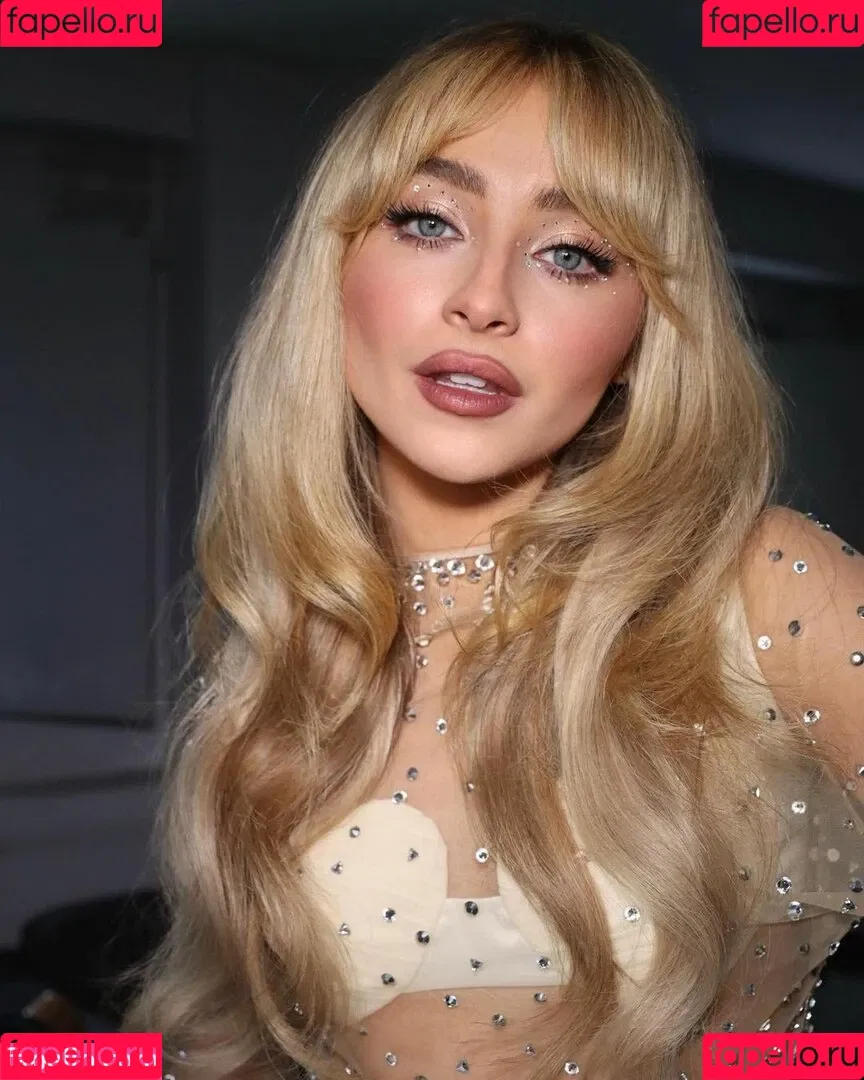 Sabrina Carpenter Onlyfans Photo Gallery 