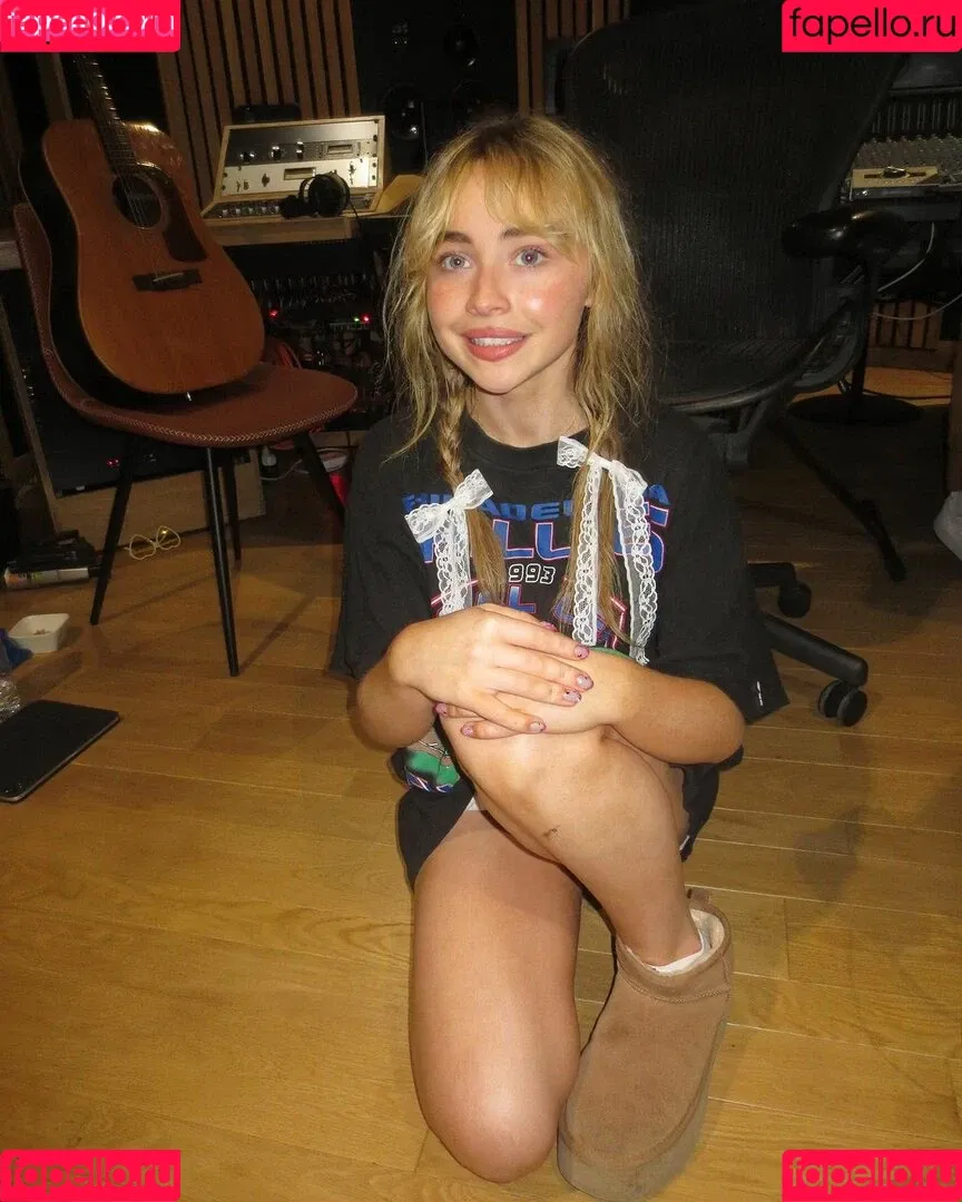 Sabrina Carpenter Onlyfans Photo Gallery 