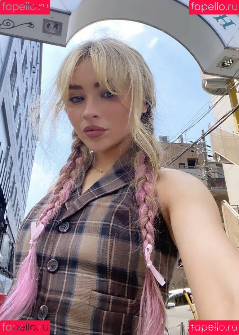 Sabrina Carpenter Onlyfans Photo Gallery 