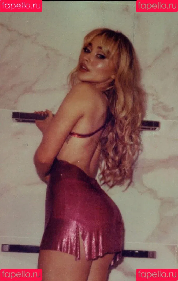 Sabrina Carpenter Onlyfans Photo Gallery 