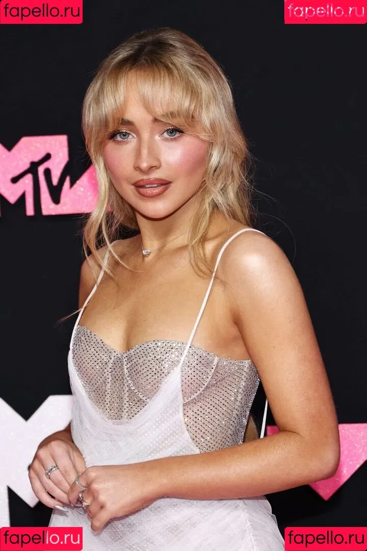 Sabrina Carpenter Onlyfans Photo Gallery 