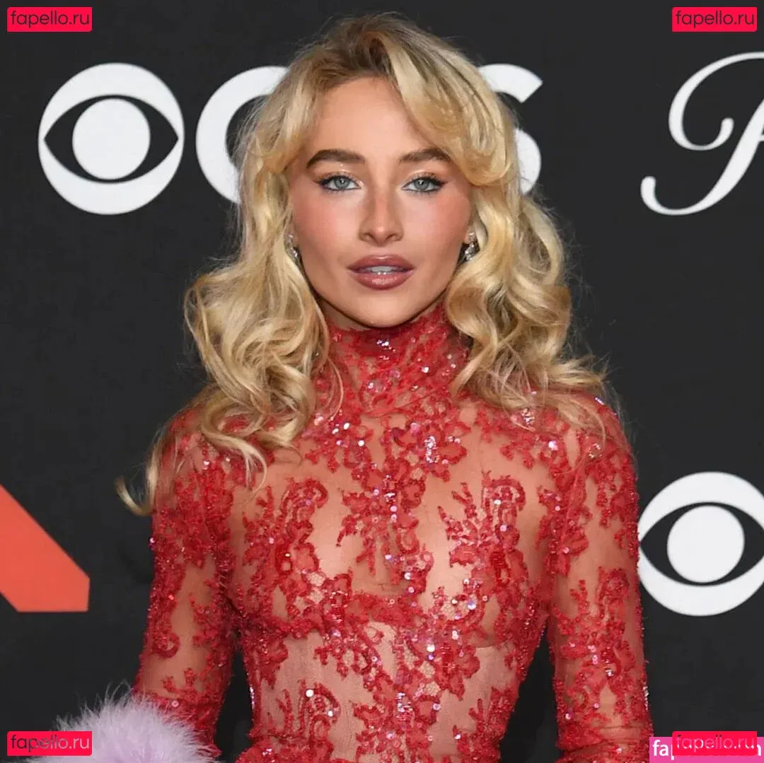 Sabrina Carpenter Onlyfans Photo Gallery 