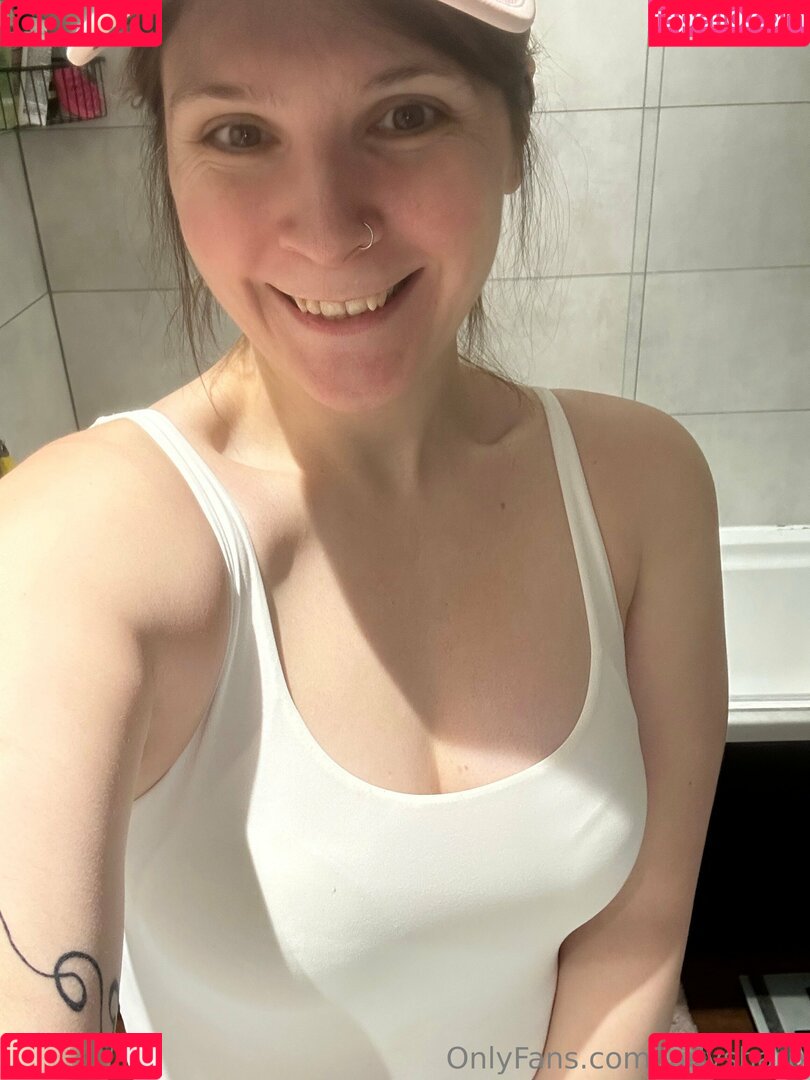 ladysharp Onlyfans Photo Gallery 