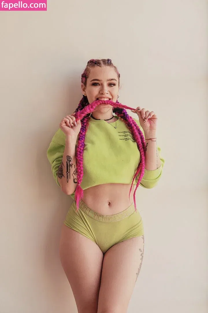 ThePeachApp Onlyfans Photo Gallery 