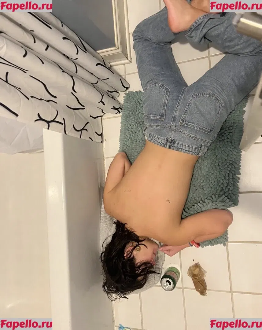 Schlenker Sisters Onlyfans Photo Gallery 