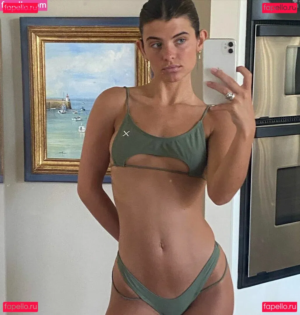 Schlenker Sisters Onlyfans Photo Gallery 