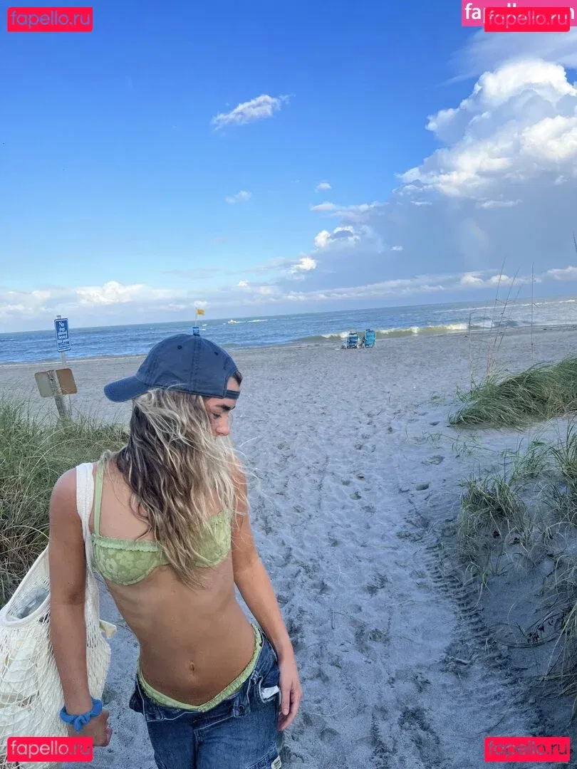 Schlenker Sisters Onlyfans Photo Gallery 