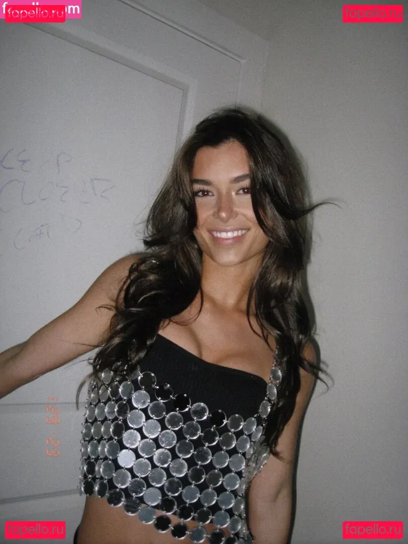 Schlenker Sisters Onlyfans Photo Gallery 