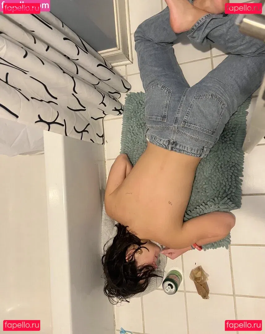 Schlenker Sisters Onlyfans Photo Gallery 