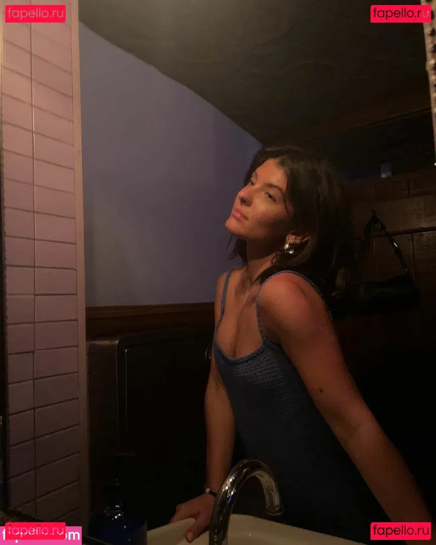 Schlenker Sisters Onlyfans Photo Gallery 