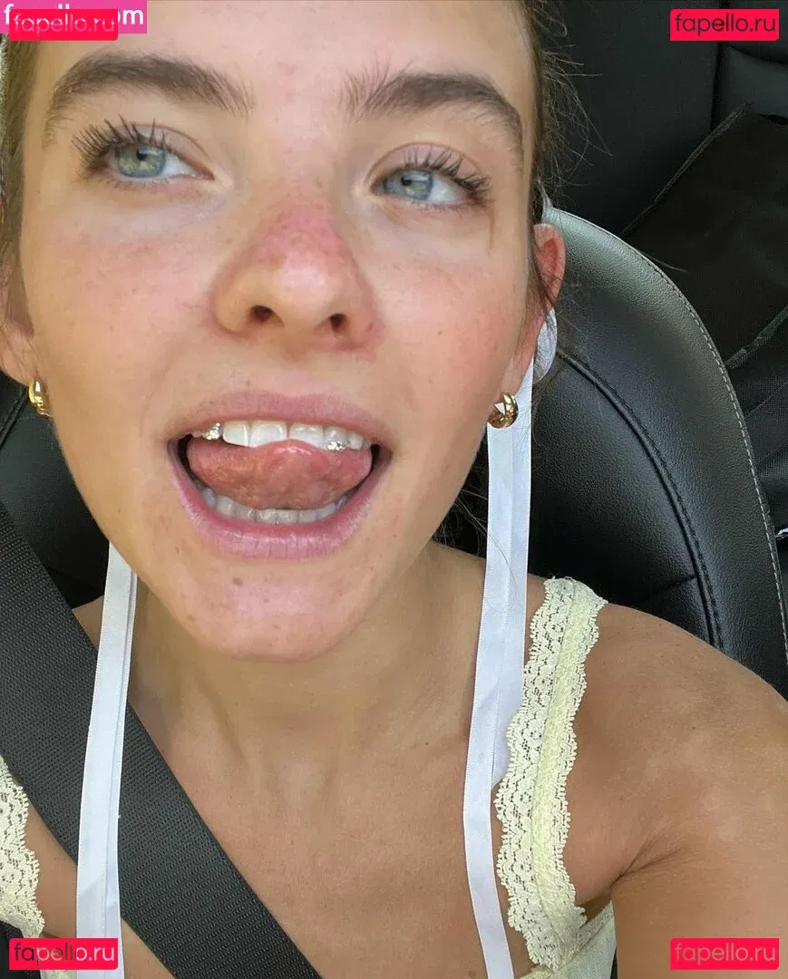 Schlenker Sisters Onlyfans Photo Gallery 