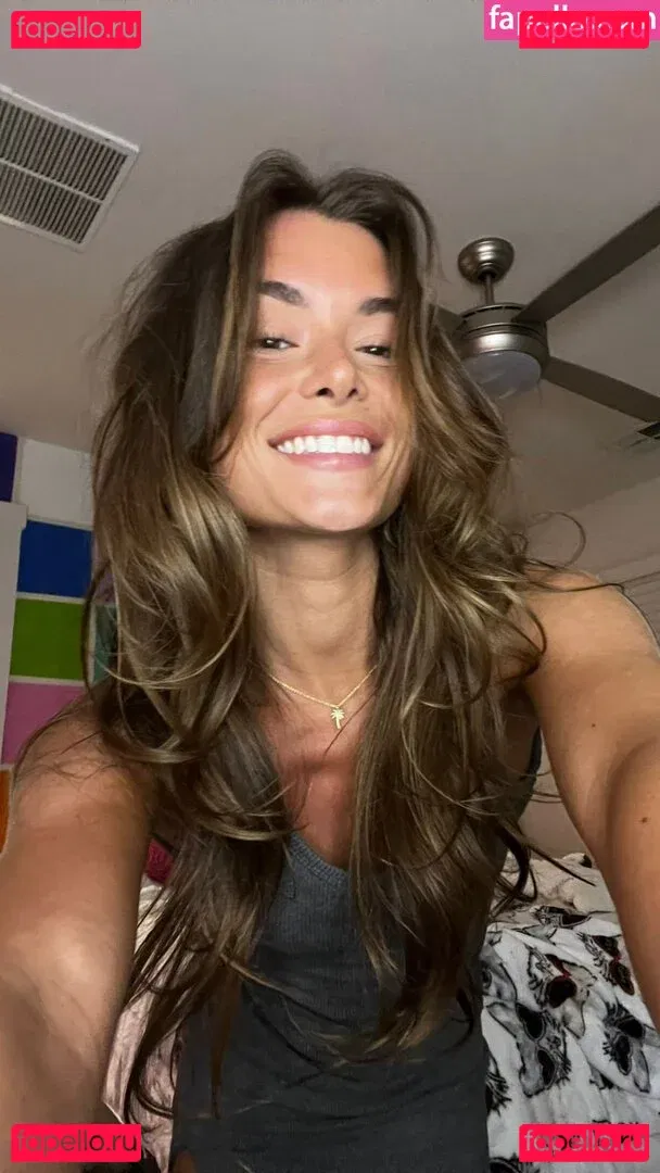 Schlenker Sisters Onlyfans Photo Gallery 