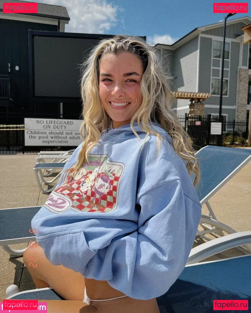 Schlenker Sisters Onlyfans Photo Gallery 