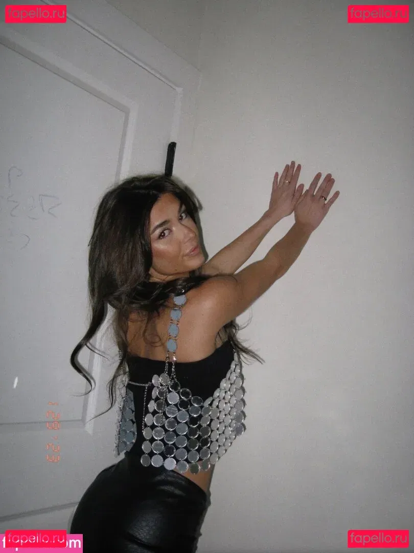 Schlenker Sisters Onlyfans Photo Gallery 