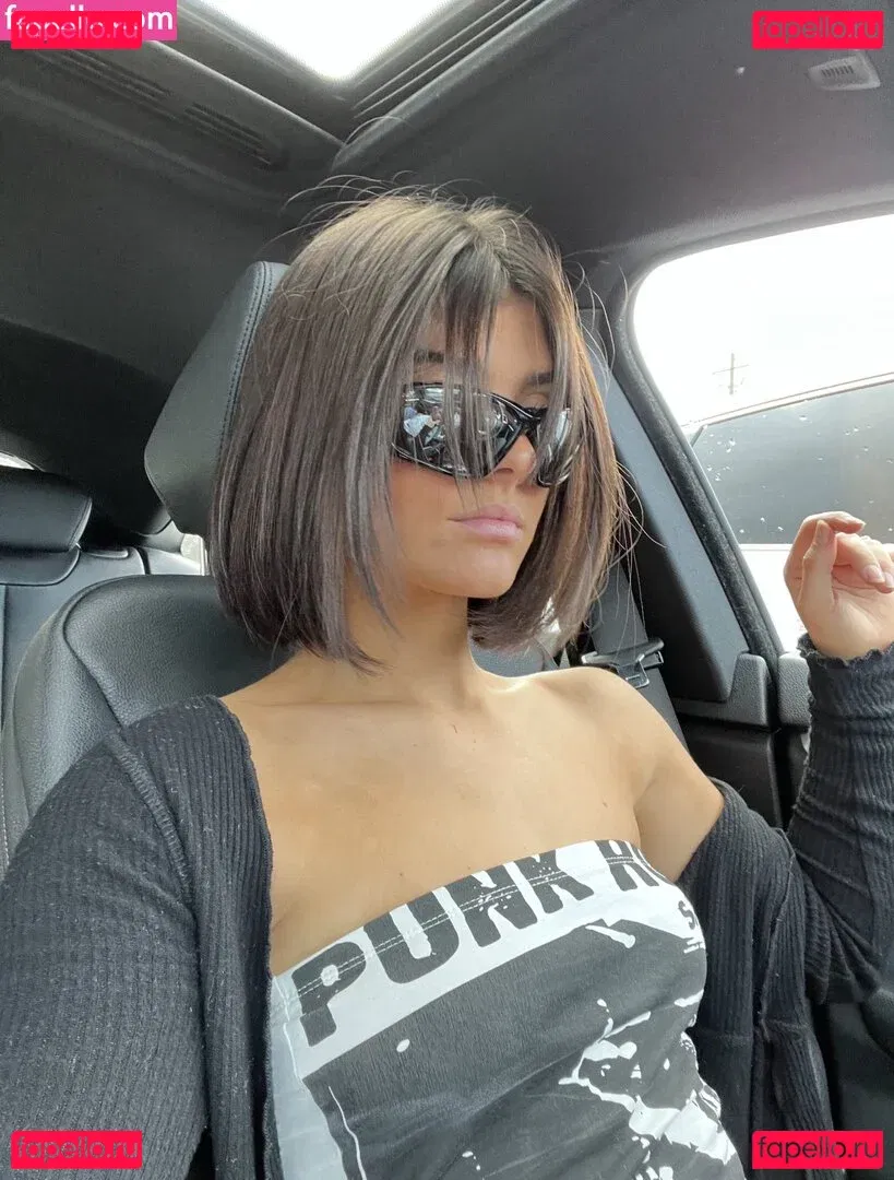 Schlenker Sisters Onlyfans Photo Gallery 