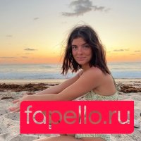 Schlenker Sisters Nude Onlyfans Photo 17