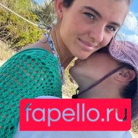 Schlenker Sisters Nude Onlyfans Photo 14
