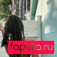 Schlenker Sisters Nude Onlyfans Photo 8