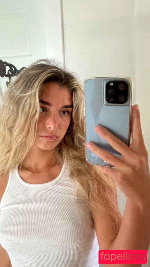 Schlenker Sisters Onlyfans Photo Gallery 