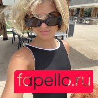 Schlenker Sisters Onlyfans Photo Gallery 