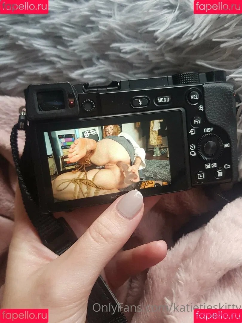 katietieskitty Onlyfans Photo Gallery 