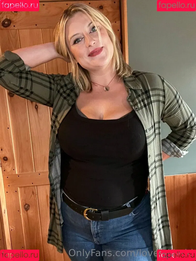 lovelylilyd Onlyfans Photo Gallery 