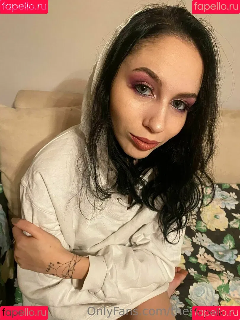 thesofiakiss Onlyfans Photo Gallery 
