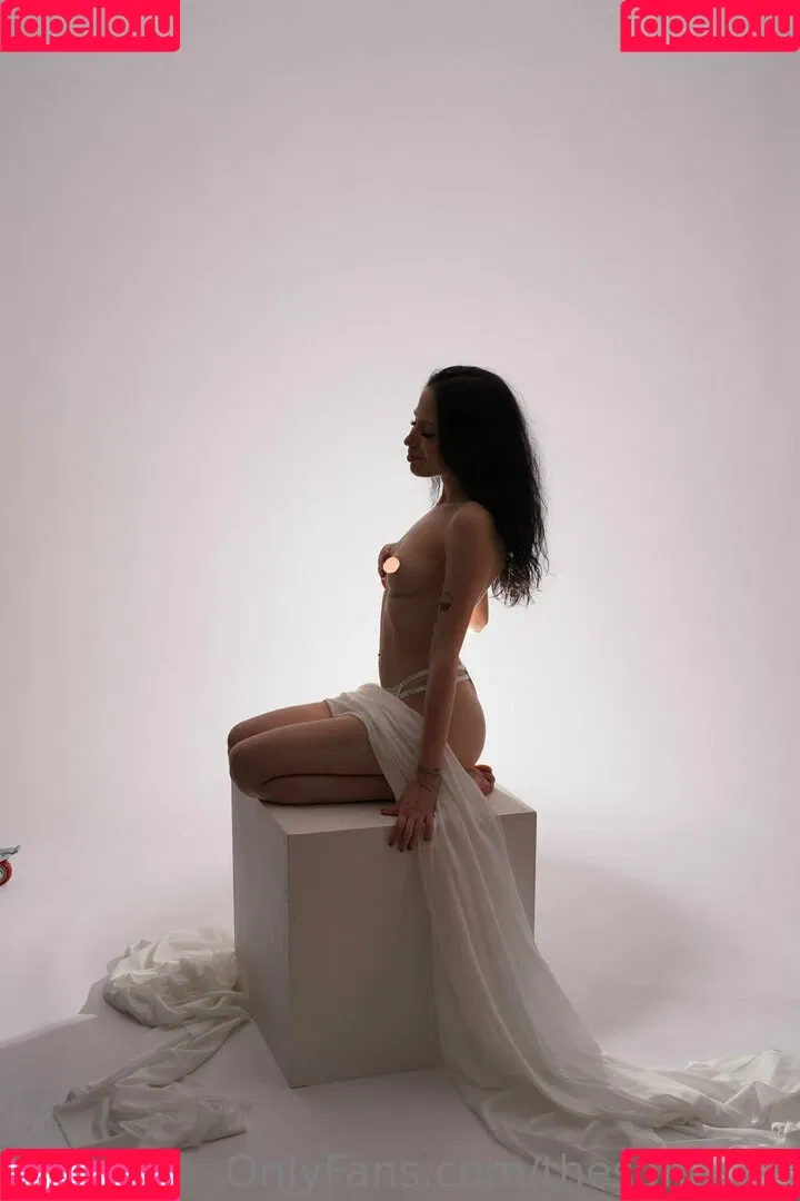 thesofiakiss Onlyfans Photo Gallery 