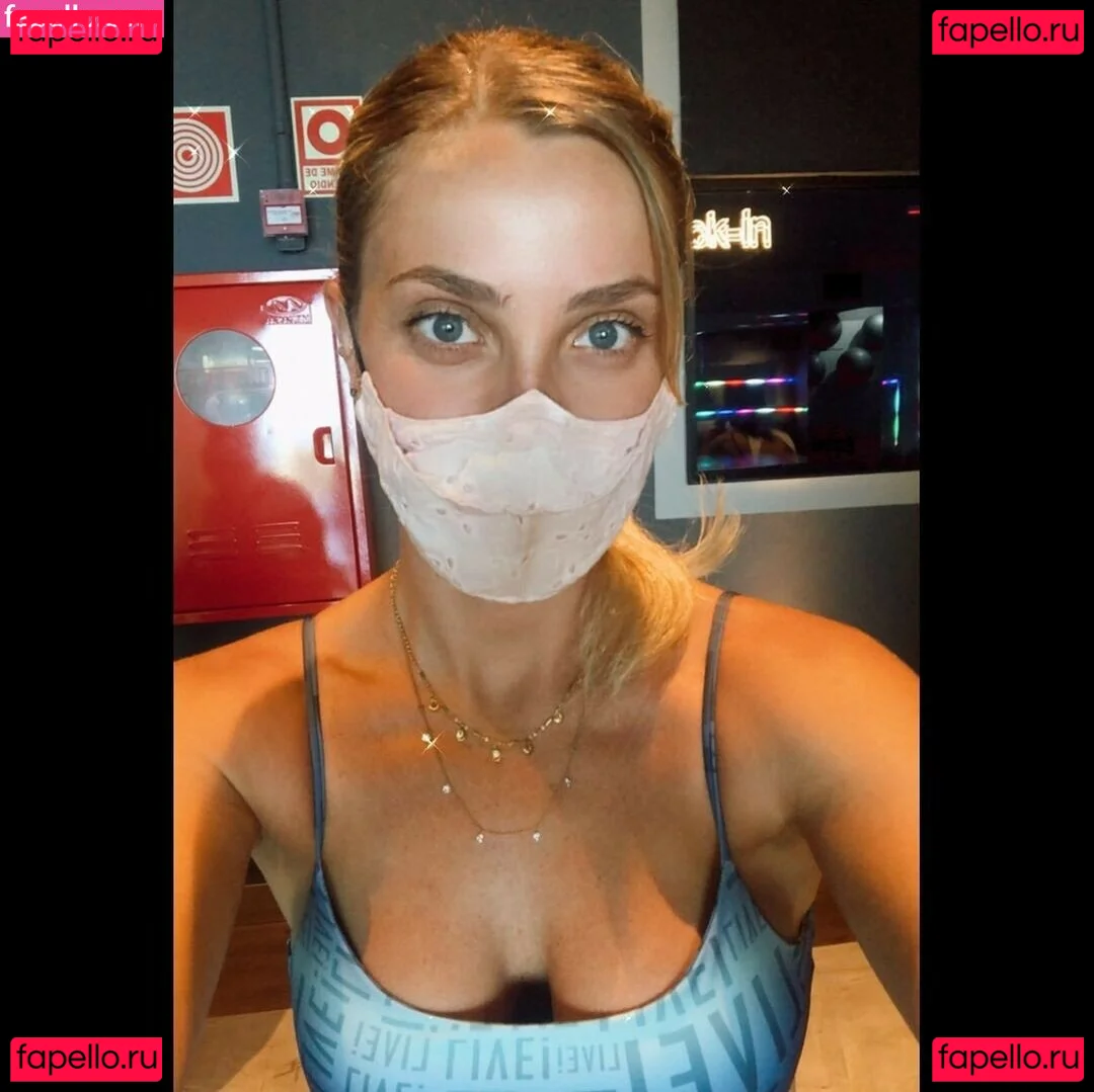 Paloma Tocci Onlyfans Photo Gallery 