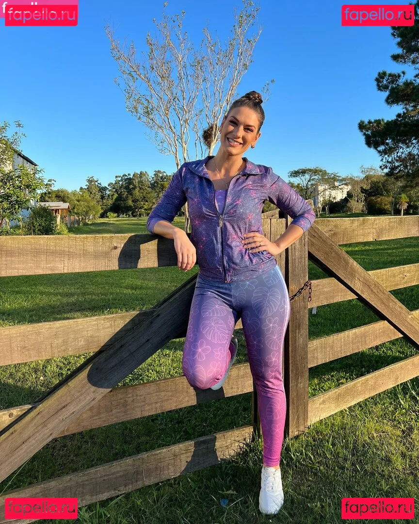 Paloma Tocci Onlyfans Photo Gallery 