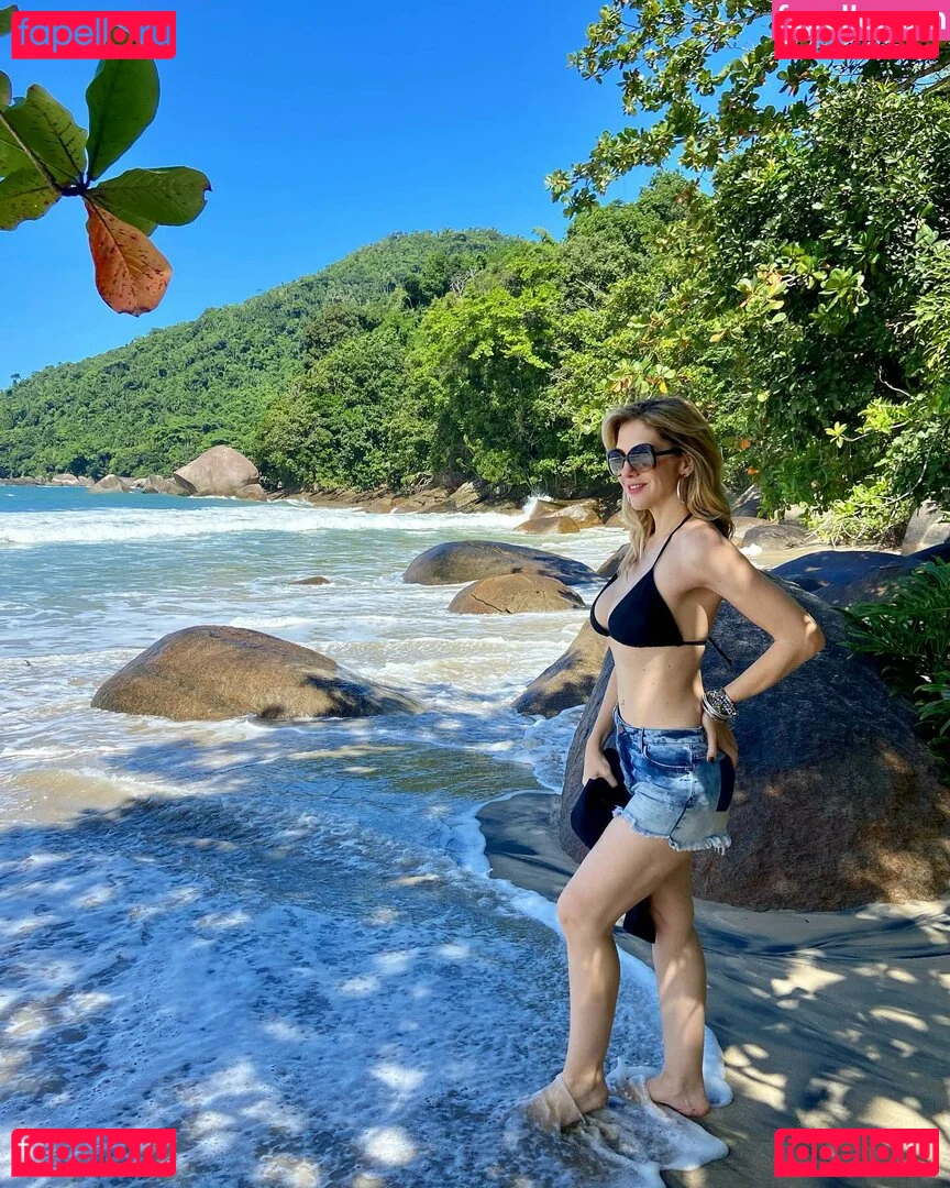 Paloma Tocci Onlyfans Photo Gallery 