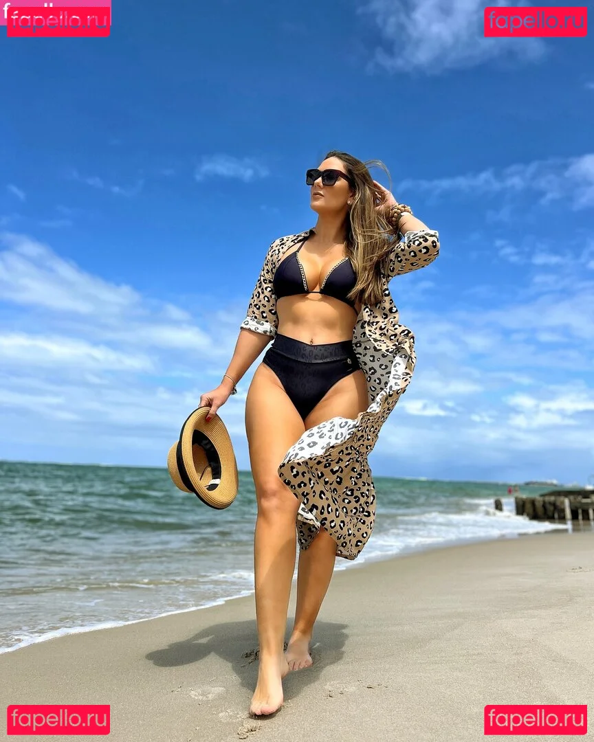 Paloma Tocci Onlyfans Photo Gallery 