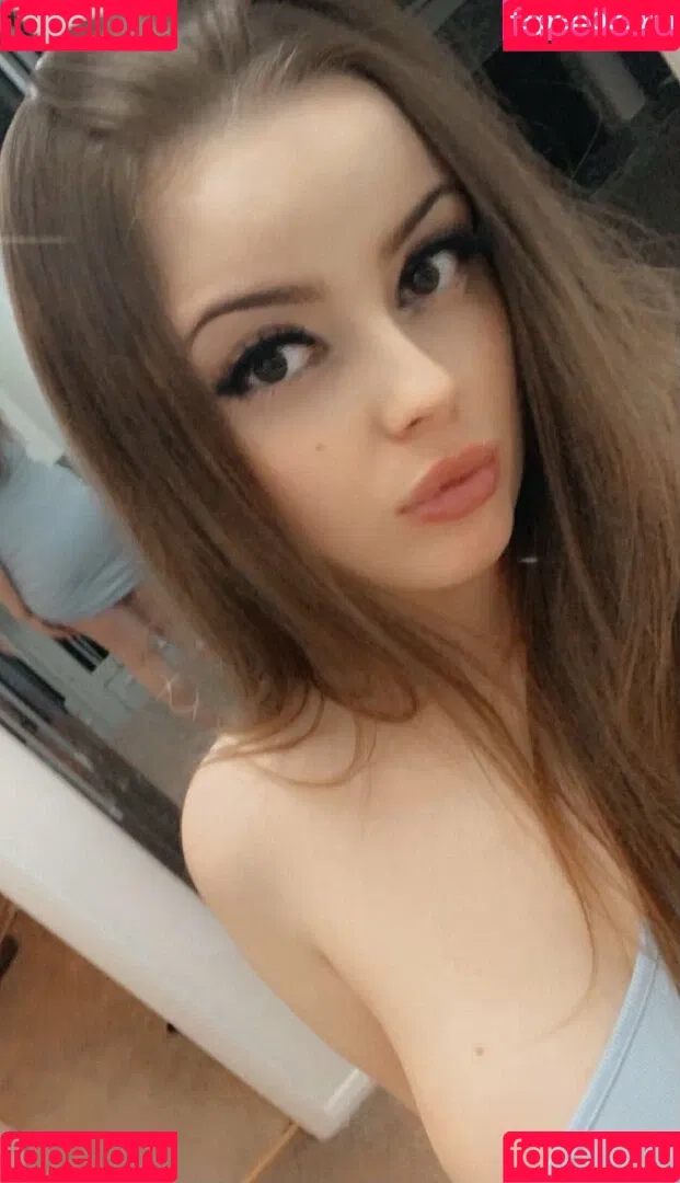 Emily Hill Onlyfans Photo Gallery 