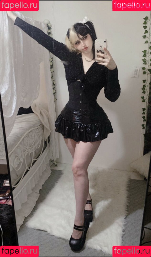 kyukiuwu Onlyfans Photo Gallery 