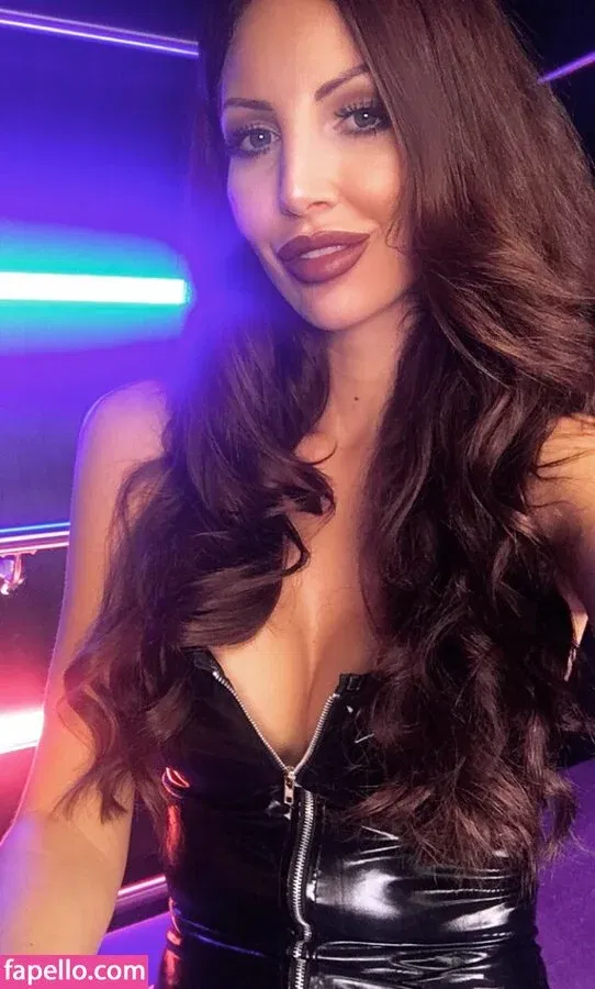 Cara Steel Onlyfans Photo Gallery 