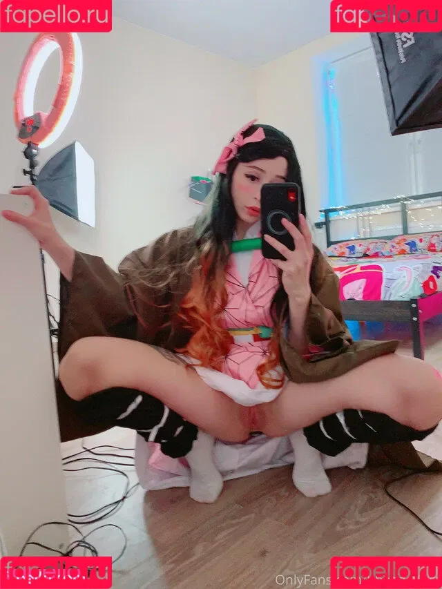 AliceBong Onlyfans Photo Gallery 