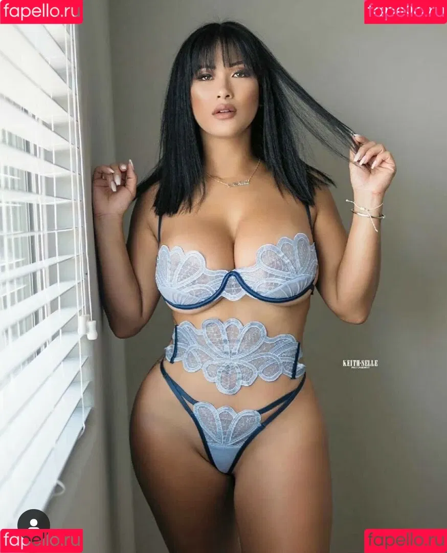 Michelle Yee Williams Onlyfans Photo Gallery 