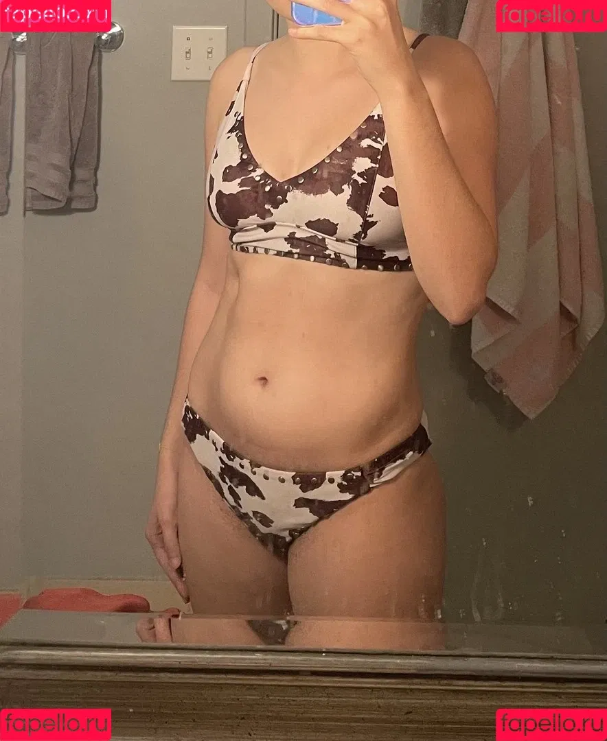 trihunna Onlyfans Photo Gallery 