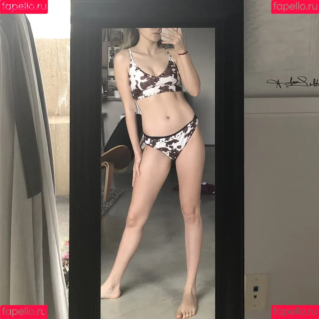trihunna Onlyfans Photo Gallery 