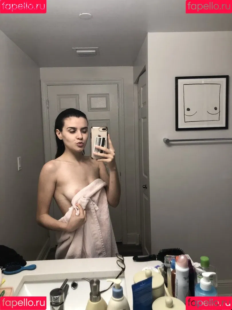 trihunna Onlyfans Photo Gallery 