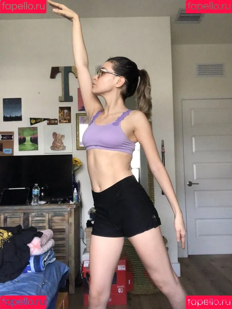 trihunna Onlyfans Photo Gallery 