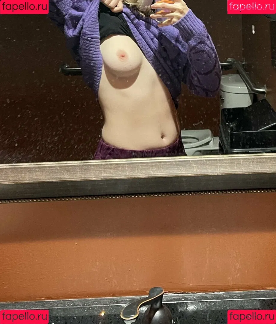 trihunna Onlyfans Photo Gallery 
