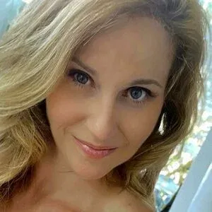 Maggie May Onlyfans Photo Gallery 