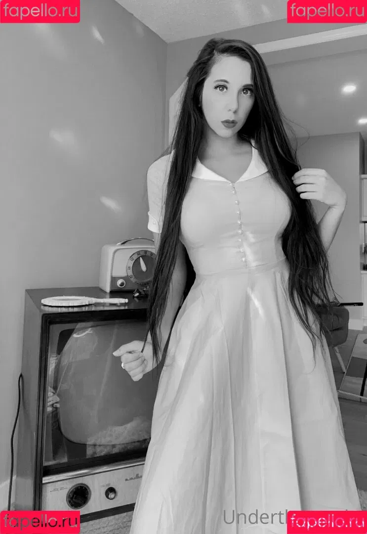 underthescrubs Onlyfans Photo Gallery 