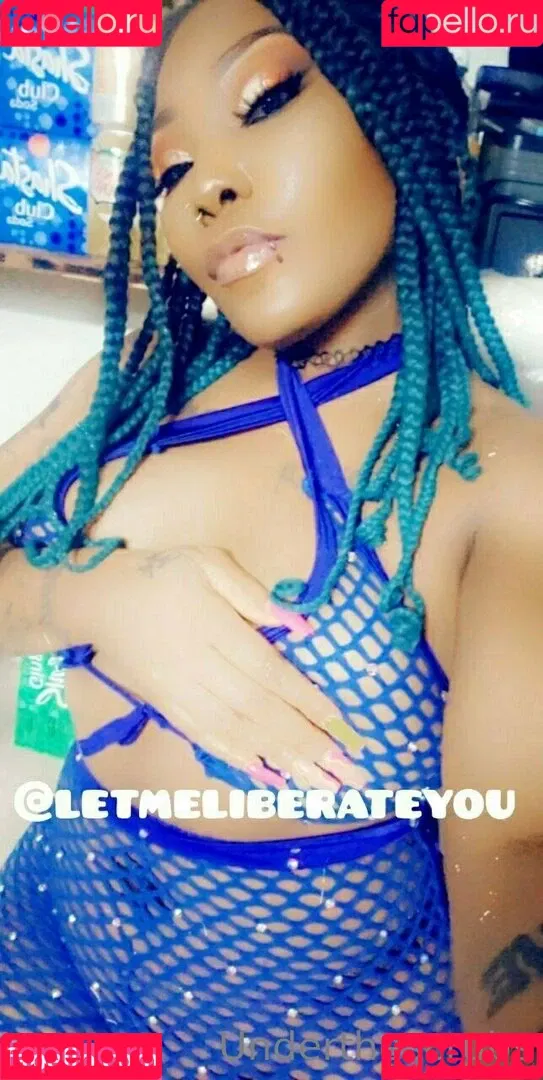 underthescrubs Onlyfans Photo Gallery 